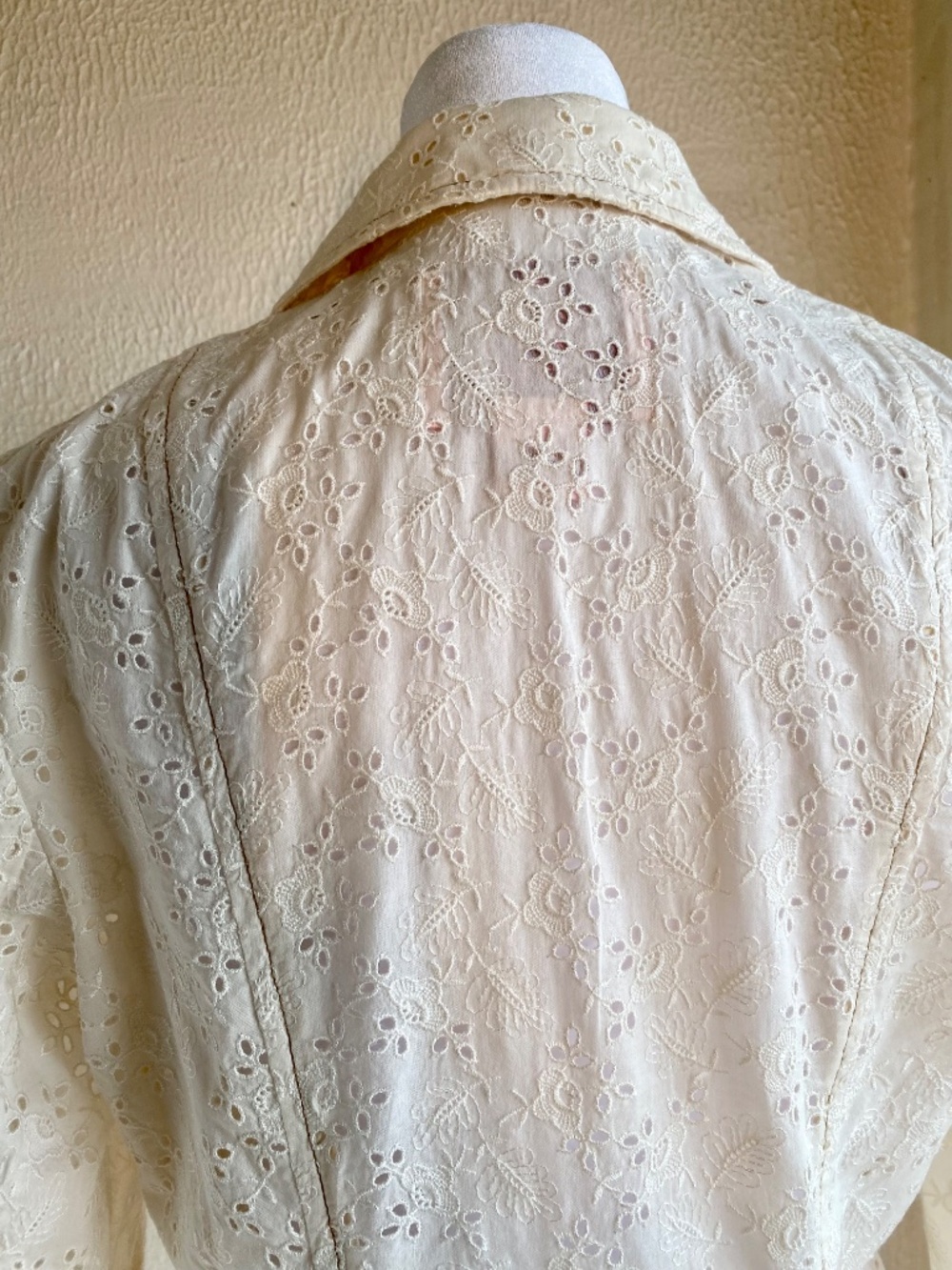Rebecca Taylor ivory eyelet lace fitted cotton blazer Size 6 - Picture 5 of 14